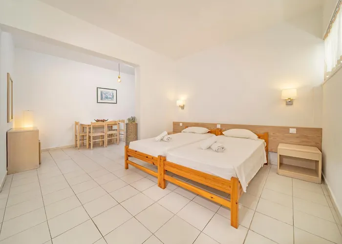 Blue Roses 아파트호텔 4*