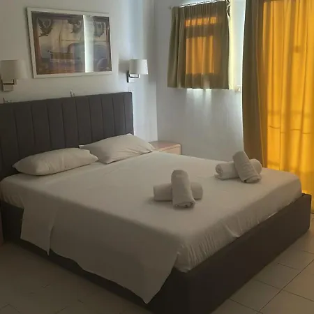 Apart Otel Blue Roses Ixia (Rhodes)