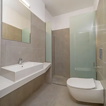 Apart Otel Blue Roses