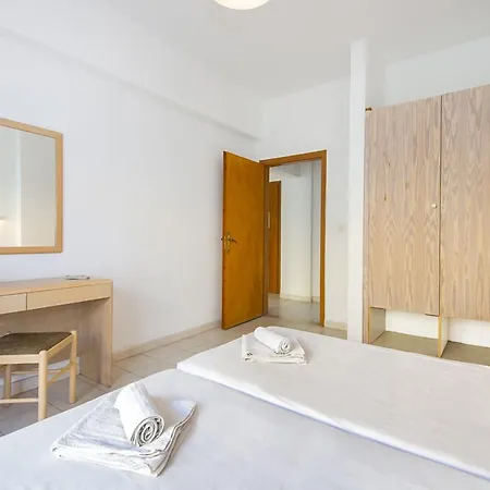 Blue Roses Apart Otel