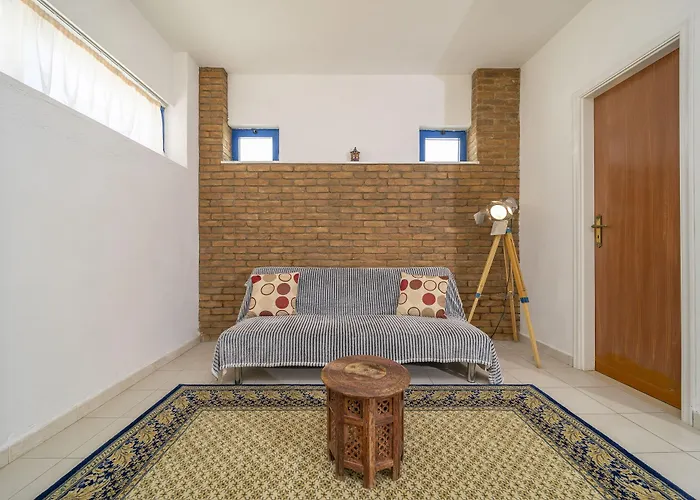 Blue Roses 아파트호텔