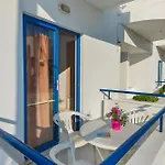 Blue Roses Apart-hotel 3*