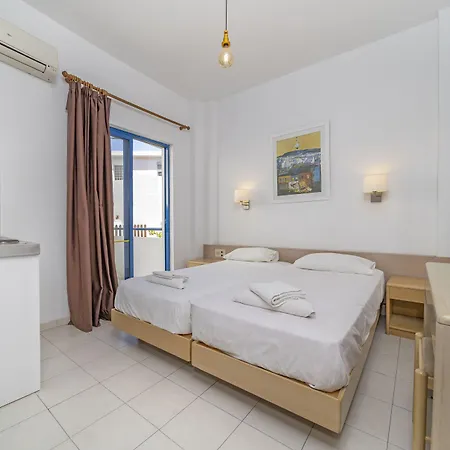 Blue Roses Hotel apartamentowy Ixia (Rhodes)