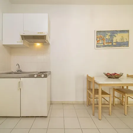 Hotel apartamentowy Blue Roses 4*