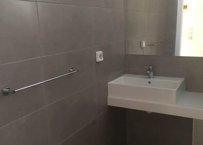 Blue Roses מלון דירות איקסיה