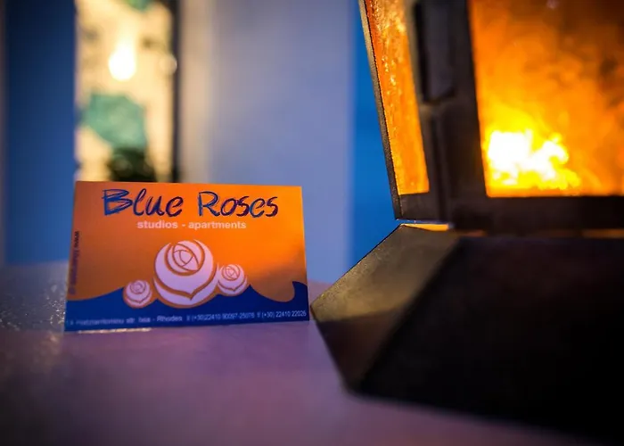 מלון דירות Blue Roses 4*